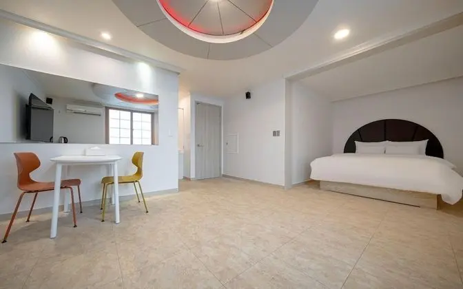 Oda (Deluxe Room - Parking for more than 6)
