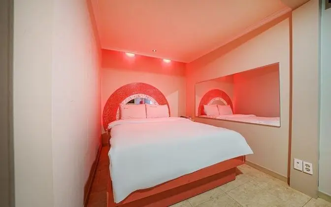 Oda (Deluxe Room - Parking for more than 6)