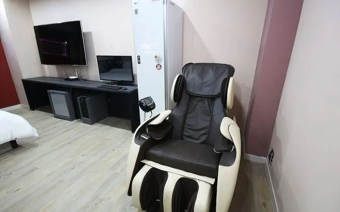Oda (VIP (Styler Massage Chair))