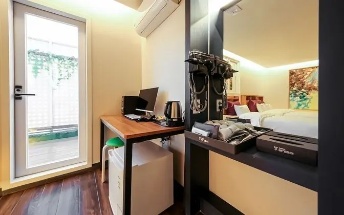 Oda (Terrace Twin Room (With Styler Netfli)