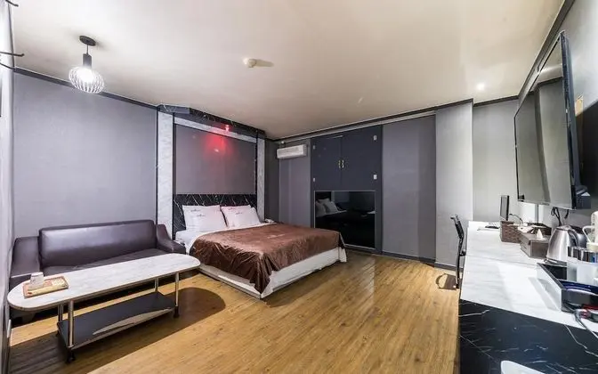 Oda (Semi-special rooms (65-inch TV Netfli)