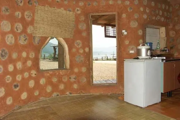 Traditional Stüdyo (5 PY Ondol: Yong Dam Daem)