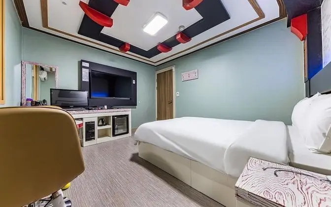 Oda (General rooms (Netflix Disney+ TVING )