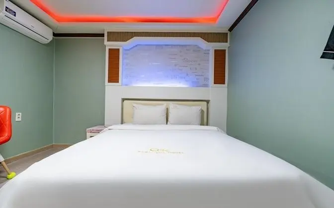 Oda (General rooms (Netflix Disney+ TVING )
