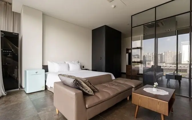 Oda (Penthouse City View Breakfast PKG (Br)