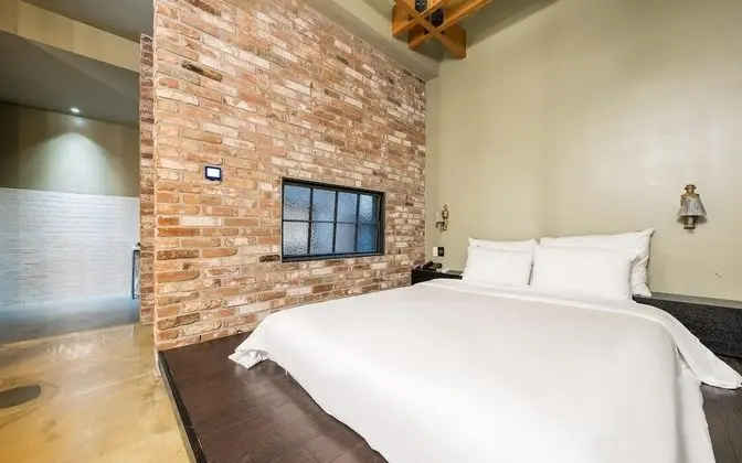 Oda (Studio Suite Breakfast PKG (Breakfast)