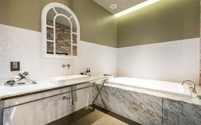 Oda (Studio Suite Breakfast PKG (Breakfast)