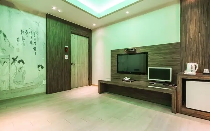 Oda (Korean-style Ondol Room)