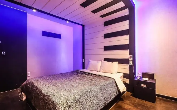 Oda (Semi-Special Room)