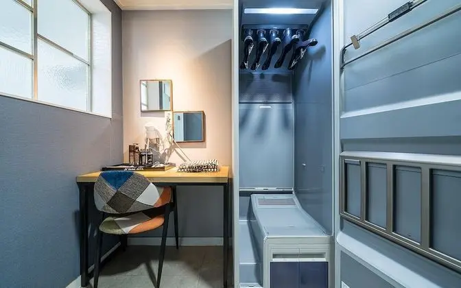 Oda (Deluxe room twin (double + single + s)