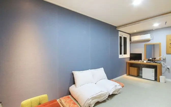 Oda (Korean style room (Netflix available))