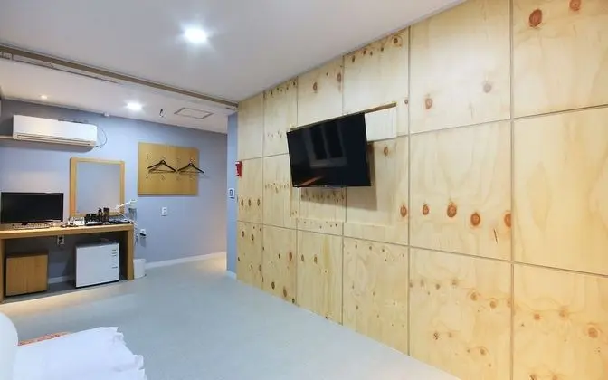 Oda (Korean style room (Netflix available))