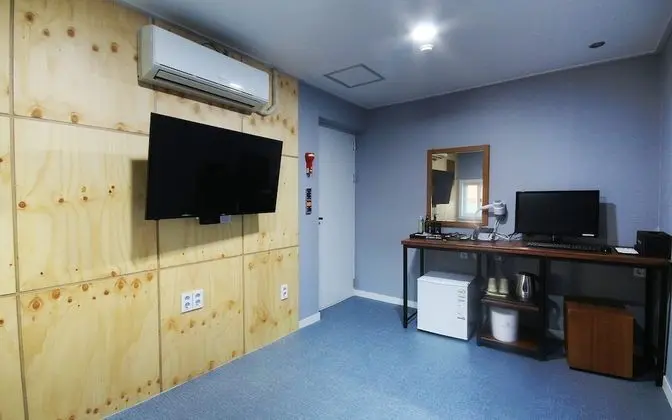 Oda (Korean style room (Netflix available))