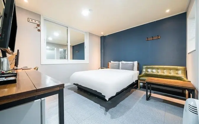 Oda (Standard room (Netflix available))