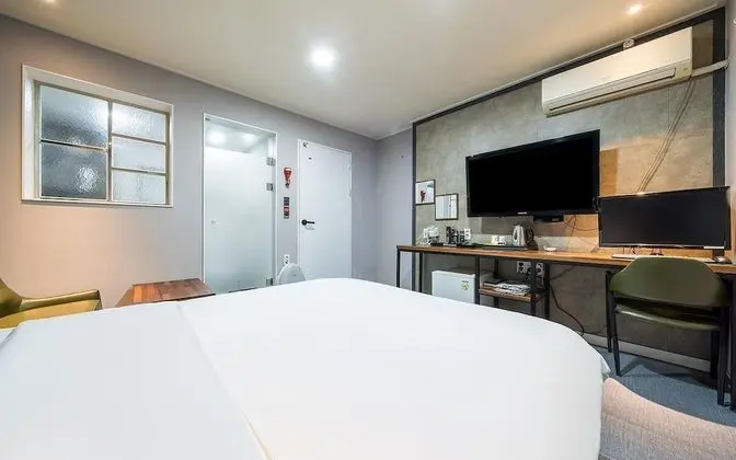 Oda (Standard room (Netflix available))