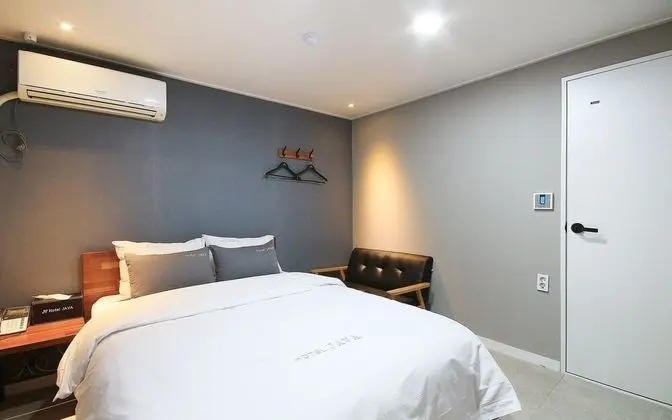 Oda (Standard room (Netflix available))