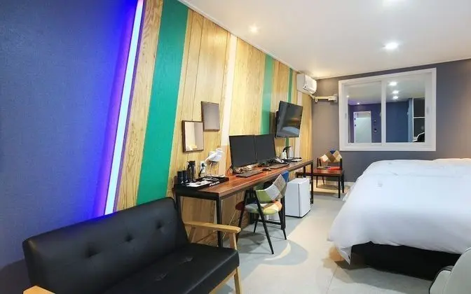 Oda (Standard room (Netflix available))