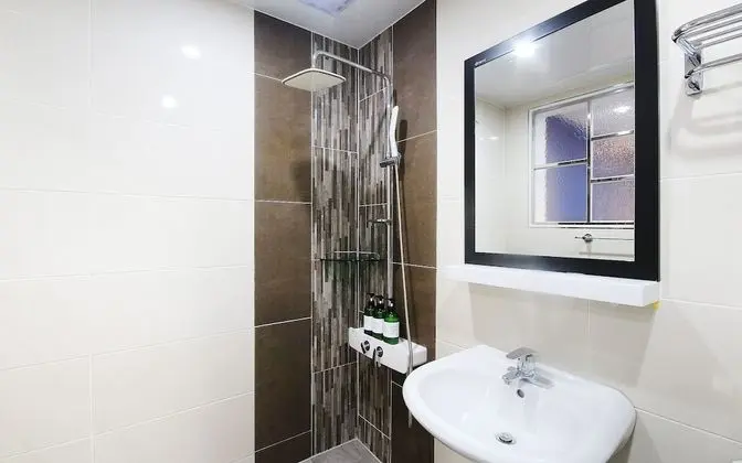 Oda (Standard room (Netflix available))