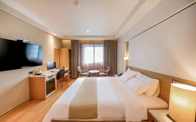 Oda (Standard room (Netflix viewing availa)