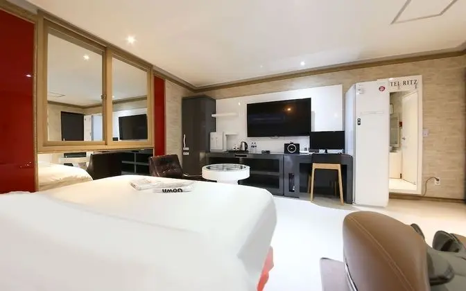 Oda (Premium King Double (Styler Massage C)