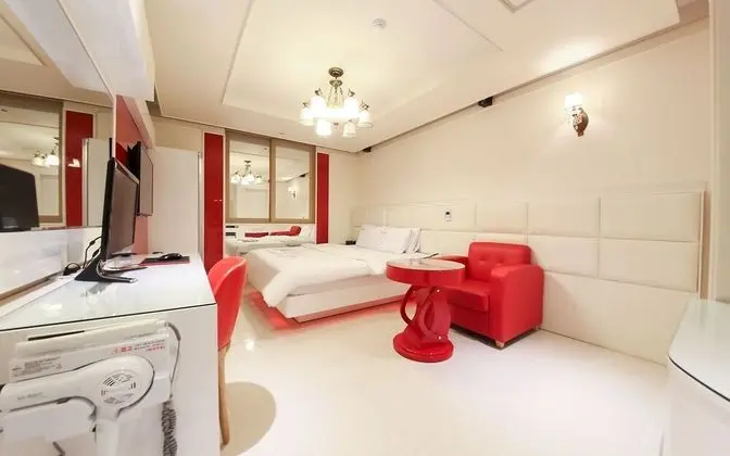 Oda (Standard Double (Latex Bed Netflix Av)