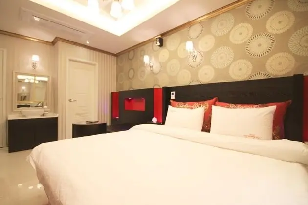 Oda (Standard Double (Latex Bed Netflix Av)