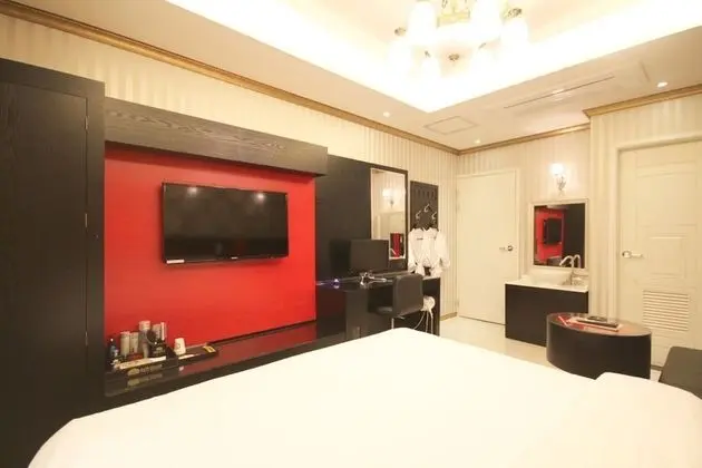 Oda (Standard Double (Latex Bed Netflix Av)