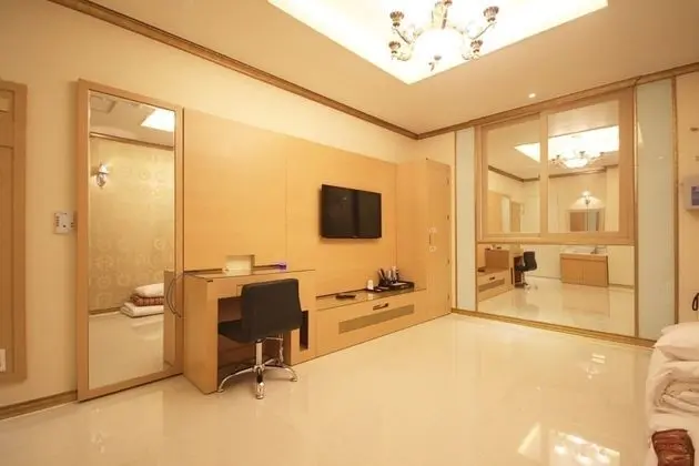 Oda (Standard Double (Latex Bed Netflix Av)