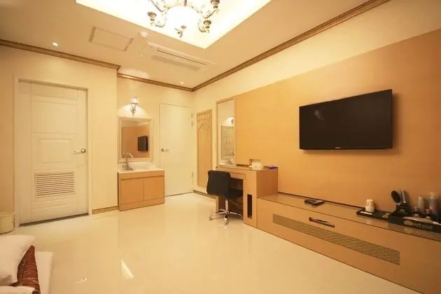 Oda (Standard Double (Latex Bed Netflix Av)