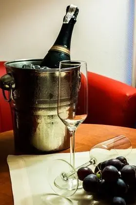 Tek Büyük Yataklı Oda, 1 En Büyük (King) Boy Yatak (Francuski)