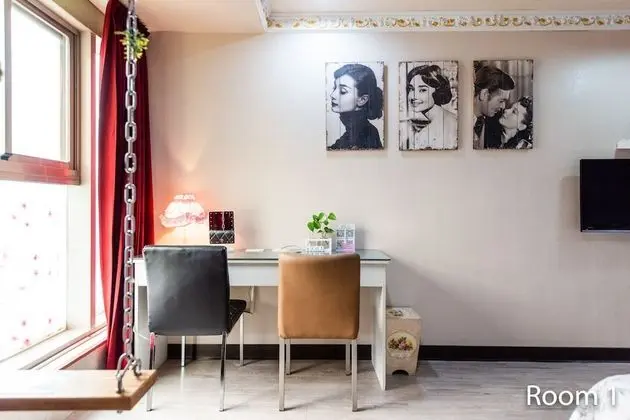 Tek Büyük Yataklı Oda, Küvet, Şehir Manzaralı