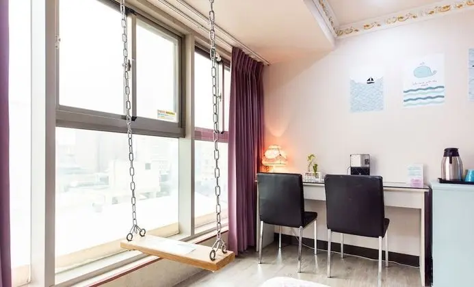 Tek Büyük Yataklı Oda, Küvet, Şehir Manzaralı