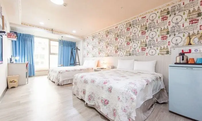 Tek Büyük Yataklı Oda, Küvet, Şehir Manzaralı