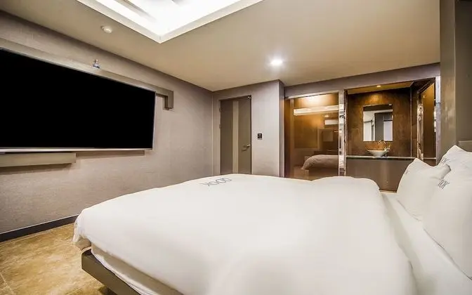 Oda (Special Room B (Netflix 75inch TV Air)