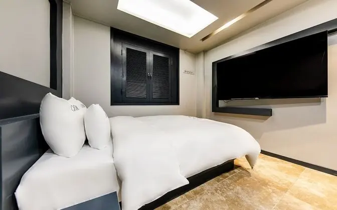 Oda (Standard Room (Netflix 65inch TV))