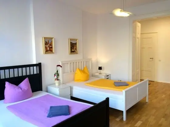Apart Daire, 5 Yatak Odası, 2 Banyolu