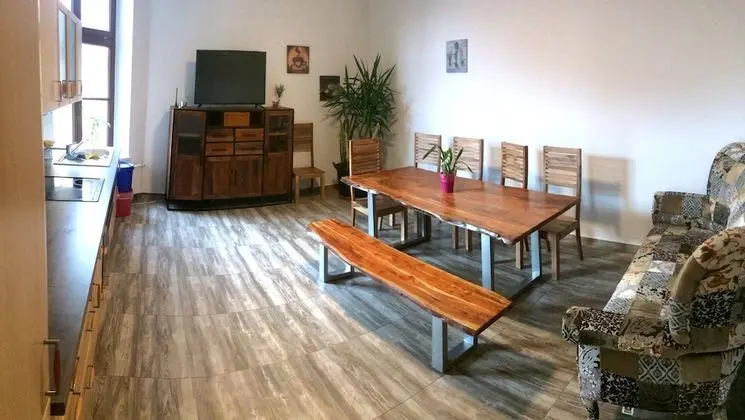 Apart Daire, 5 Yatak Odası, 2 Banyolu