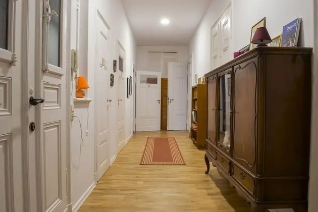 Apart Daire, 5 Yatak Odası, 2 Banyolu
