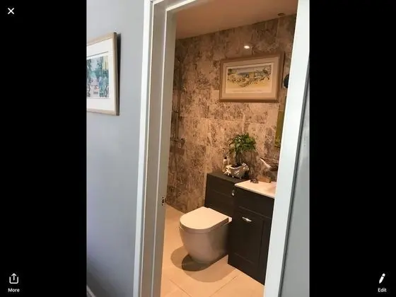 Premium Tek Büyük Yataklı Oda (Ensuite )