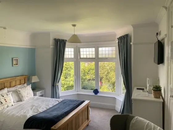 Tek Büyük Yataklı Oda, Banyolu/Duşlu (Charlestown room)