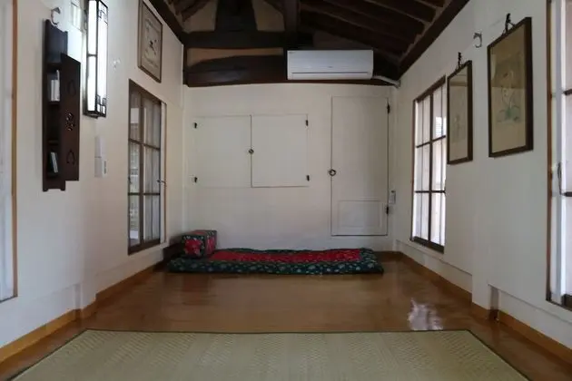 Traditional Oda