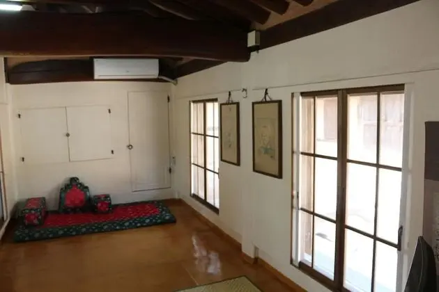 Traditional Oda