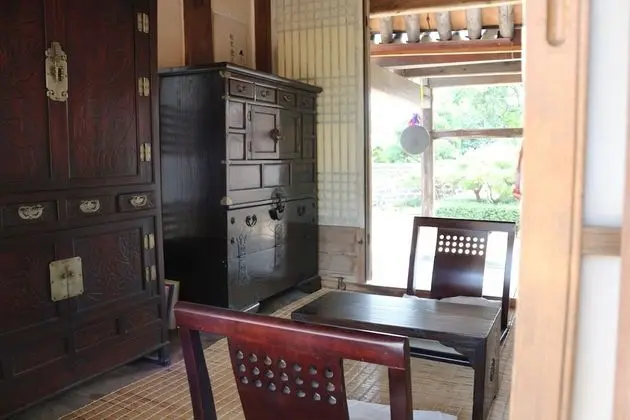Traditional Oda