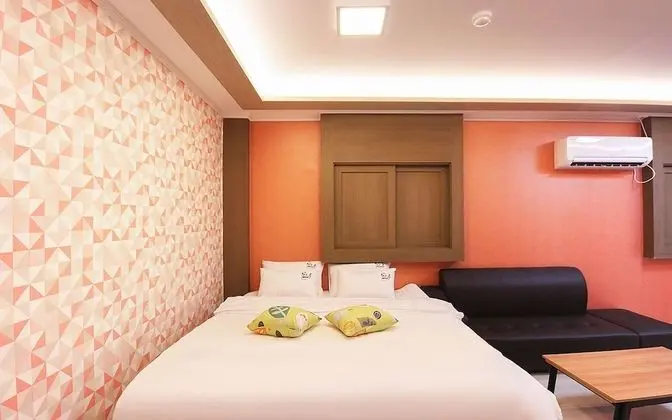 Oda (Deluxe (Netflix available))