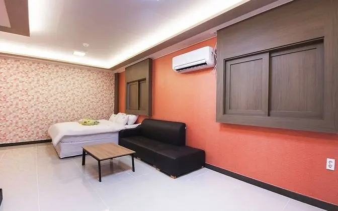 Oda (Deluxe (Netflix available))