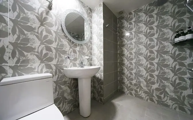 Oda (Standard (Netflix available))