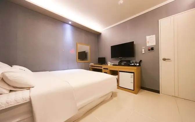 Oda (Standard (Netflix available))