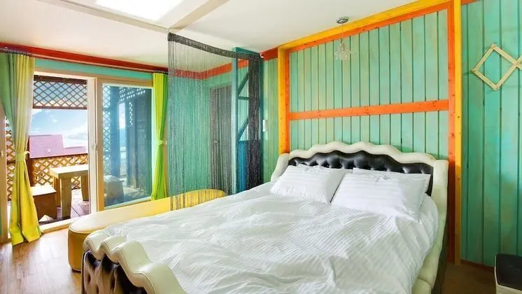 Basic Oda, 1 Yatak Odası (Party102)