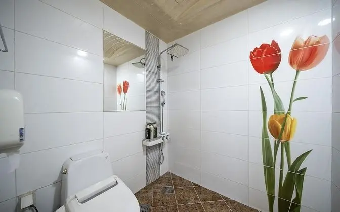 Oda (Business-Twin (Netflix/Single Beds/As)