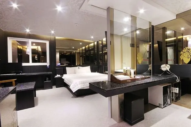 Oda (Standard room-1 room 1 parking/Netfli)
